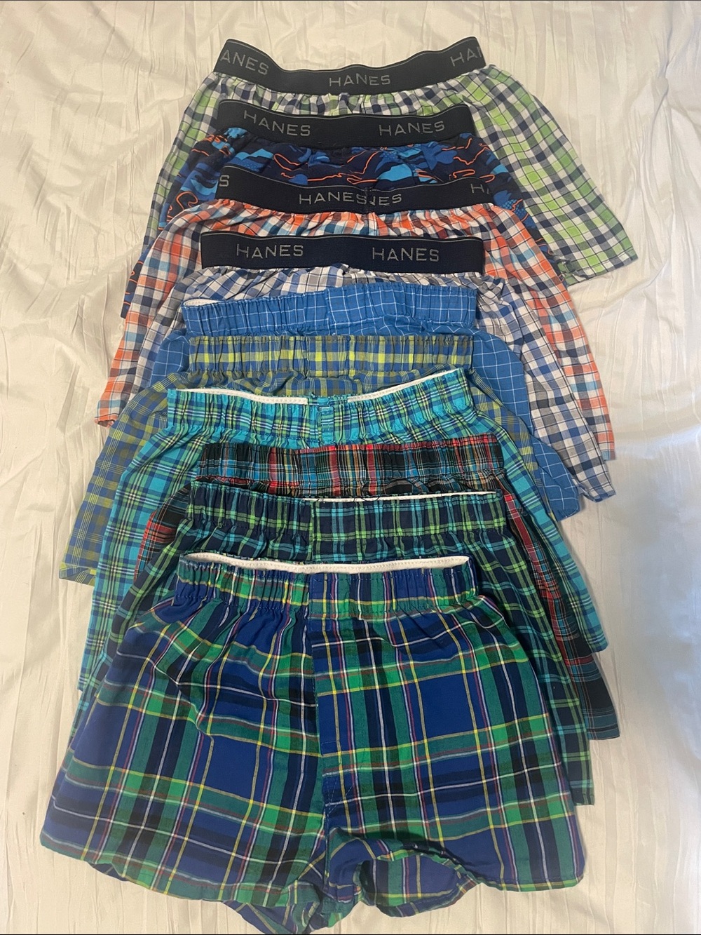 🔥10 pk bundle🔥sz M boys boxers Never been worn! 4 Hanes and 6 fruit of the loom!